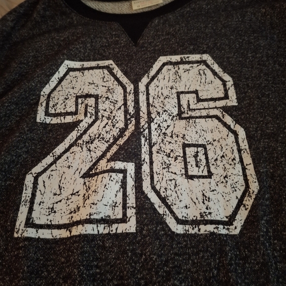 Bobbie Brooks Gray Women's Sweater with Number 26 Print - Picture 5 of 8